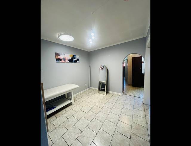 3 BEDROOM HOUSE FOR SALE IN BIRCHLEIGH NORTH